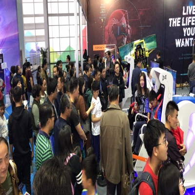 vr體驗館加盟多少錢？需要投入多少vr游戲設(shè)備？啟動資金要多少